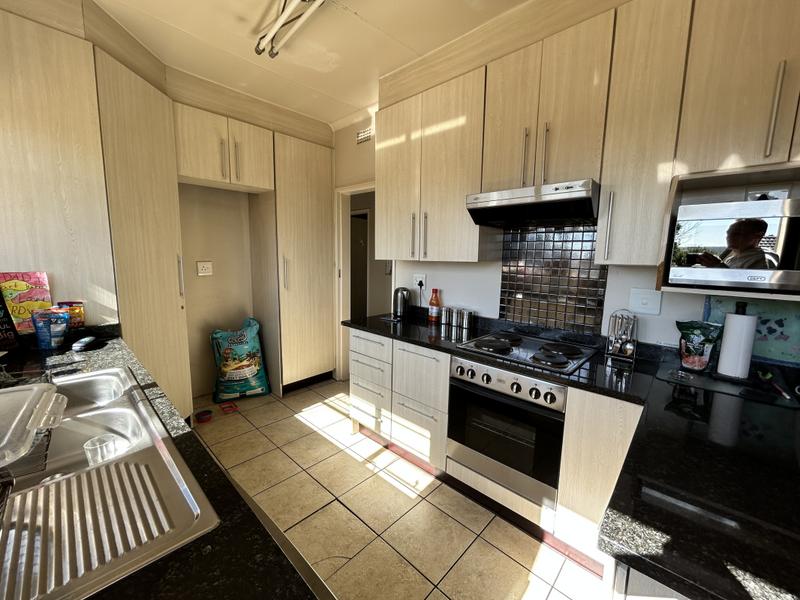 3 Bedroom Property for Sale in Isandovale Gauteng