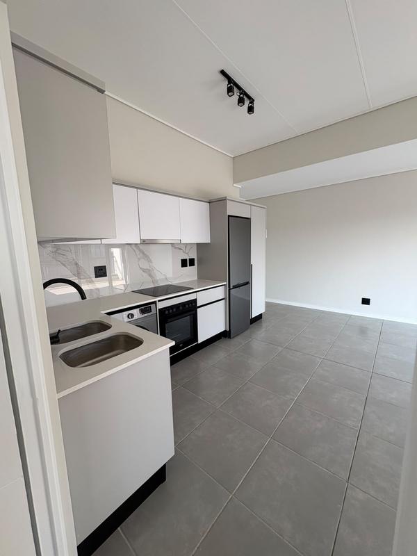 To Let 2 Bedroom Property for Rent in Waterfall Gauteng