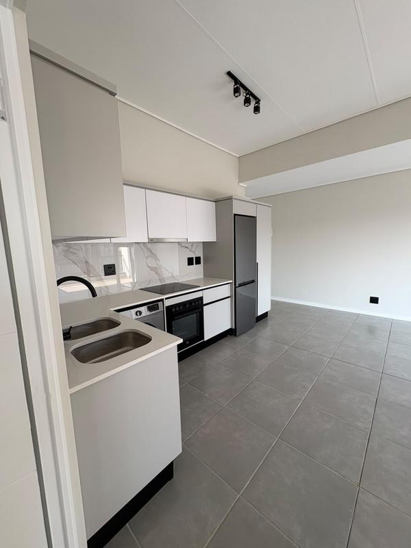 To Let 2 Bedroom Property for Rent in Waterfall Gauteng