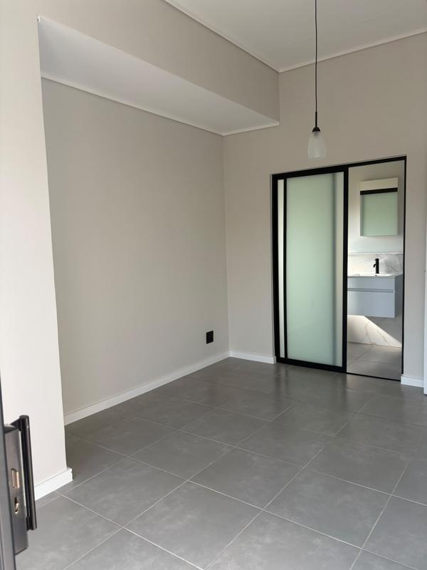 To Let 2 Bedroom Property for Rent in Waterfall Gauteng