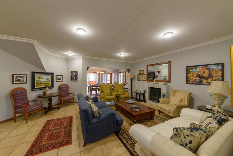 4 Bedroom Property for Sale in Faerie Glen Gauteng