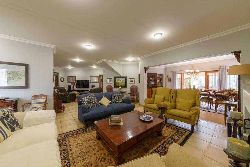 4 Bedroom Property for Sale in Faerie Glen Gauteng