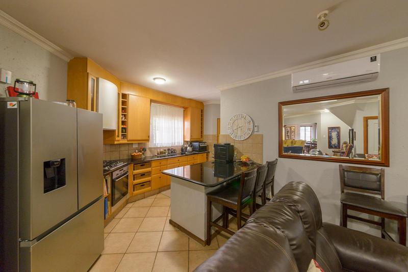 4 Bedroom Property for Sale in Faerie Glen Gauteng