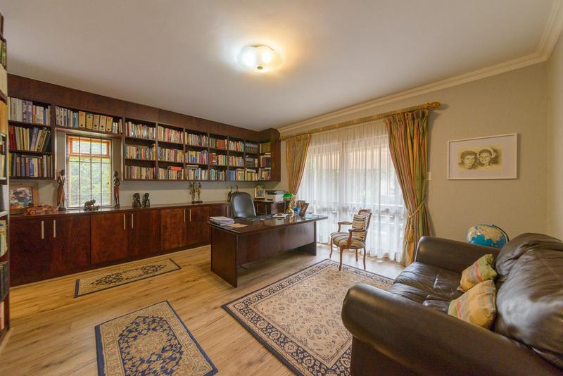 4 Bedroom Property for Sale in Faerie Glen Gauteng