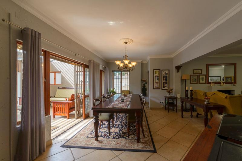 4 Bedroom Property for Sale in Faerie Glen Gauteng