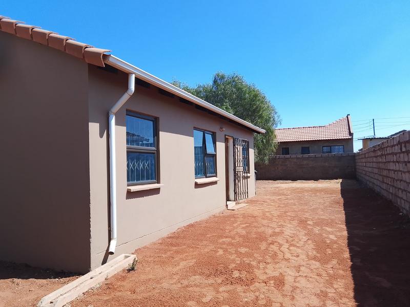 3 Bedroom Property for Sale in Protea Glen Gauteng