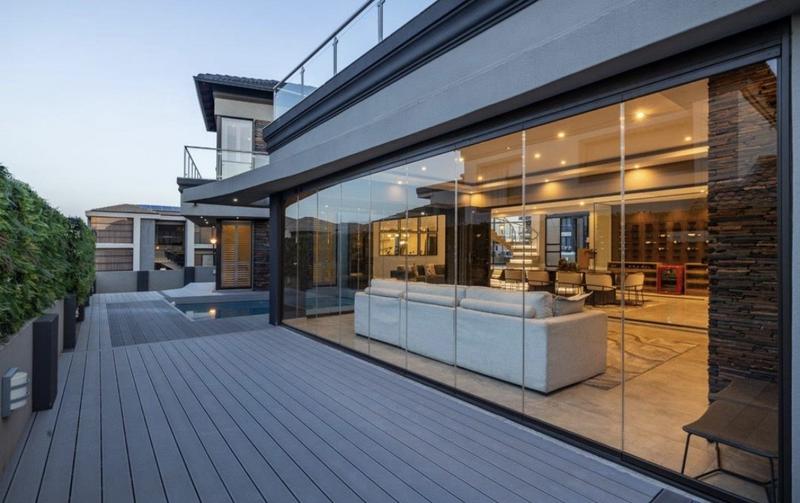 5 Bedroom Property for Sale in Blue Valley Golf Estate Gauteng
