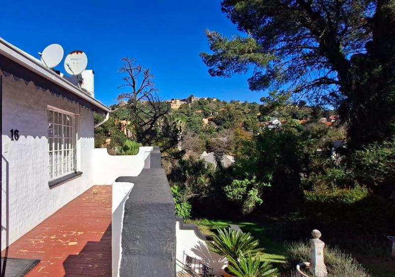 2 Bedroom Property for Sale in Roodepoort Gauteng