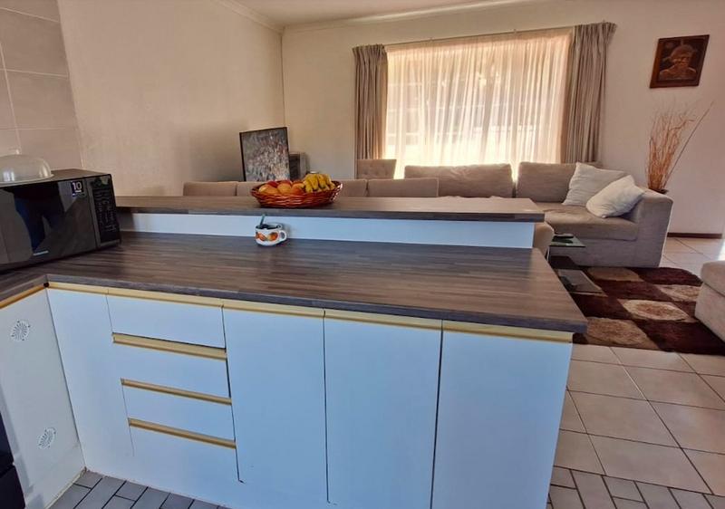 2 Bedroom Property for Sale in Roodepoort Gauteng