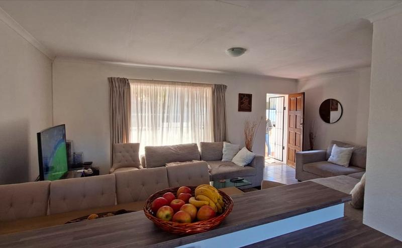 2 Bedroom Property for Sale in Roodepoort Gauteng
