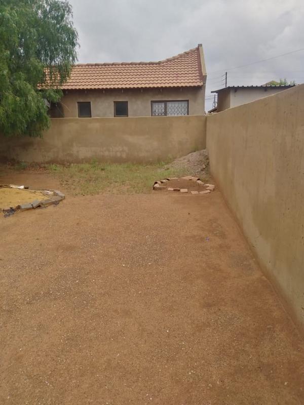 3 Bedroom Property for Sale in Protea Glen Gauteng