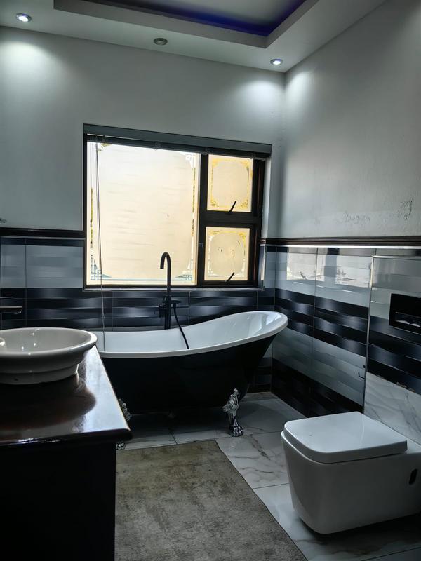 4 Bedroom Property for Sale in Bryanston Gauteng