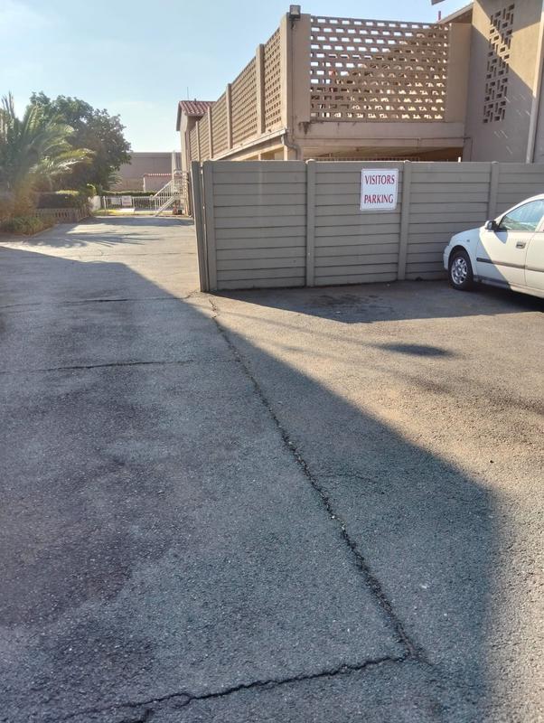 2 Bedroom Property for Sale in Brackenhurst Gauteng