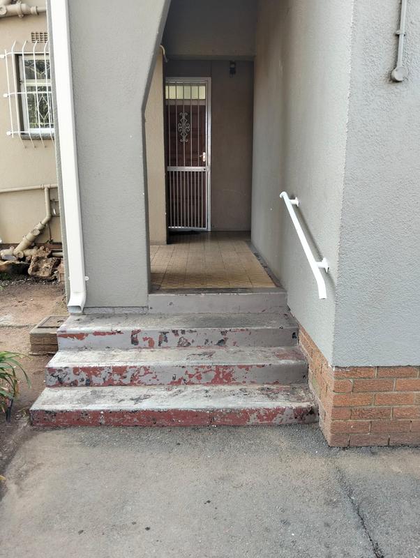 2 Bedroom Property for Sale in Brackenhurst Gauteng