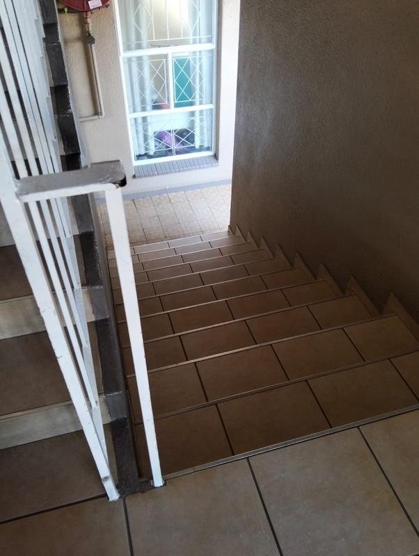2 Bedroom Property for Sale in Brackenhurst Gauteng