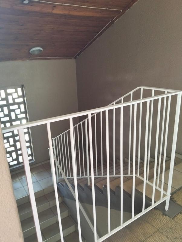 2 Bedroom Property for Sale in Brackenhurst Gauteng