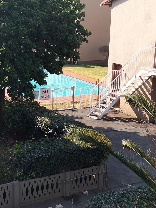 2 Bedroom Property for Sale in Brackenhurst Gauteng
