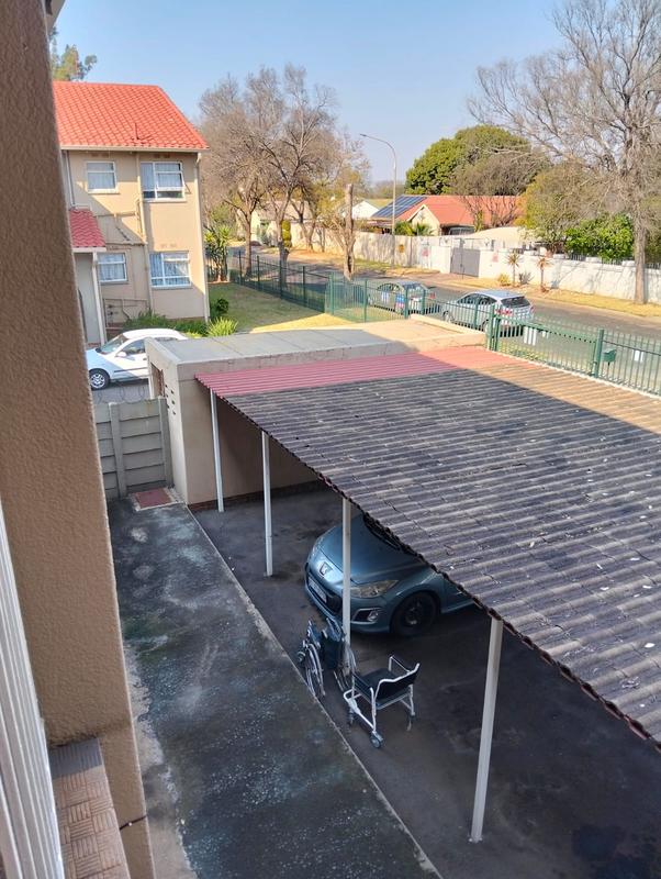 2 Bedroom Property for Sale in Brackenhurst Gauteng
