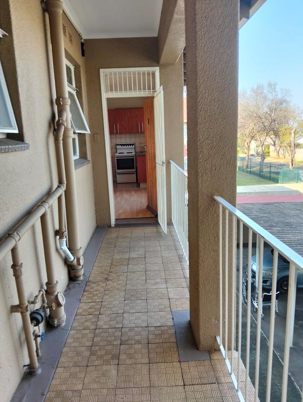 2 Bedroom Property for Sale in Brackenhurst Gauteng