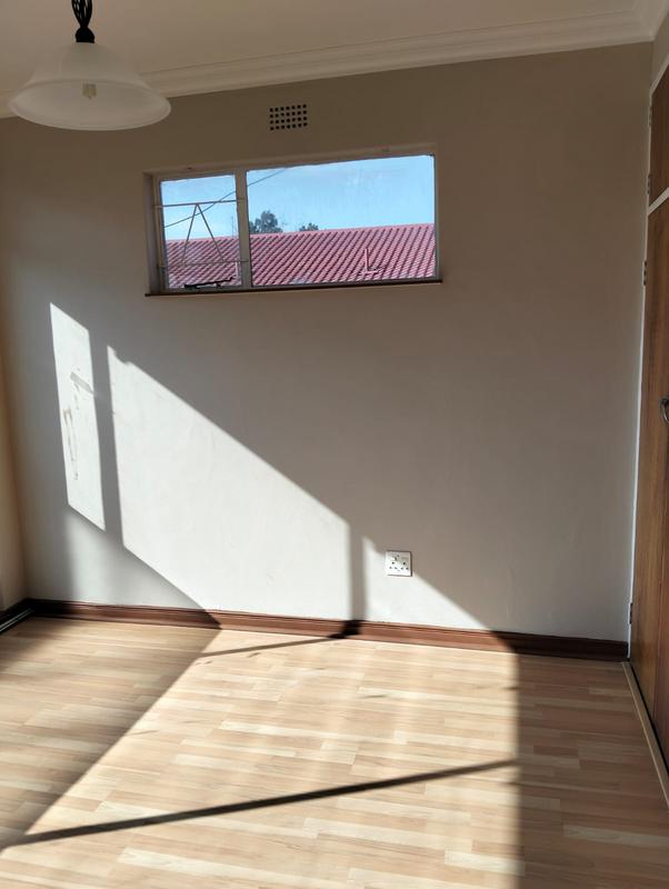 2 Bedroom Property for Sale in Brackenhurst Gauteng