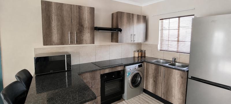 2 Bedroom Property for Sale in The Reeds Gauteng