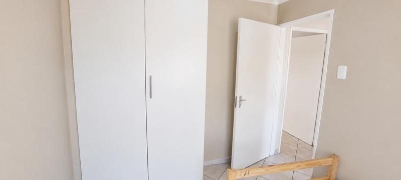 2 Bedroom Property for Sale in The Reeds Gauteng