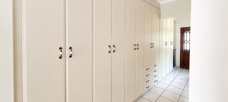 9 Bedroom Property for Sale in Wierda Park Gauteng