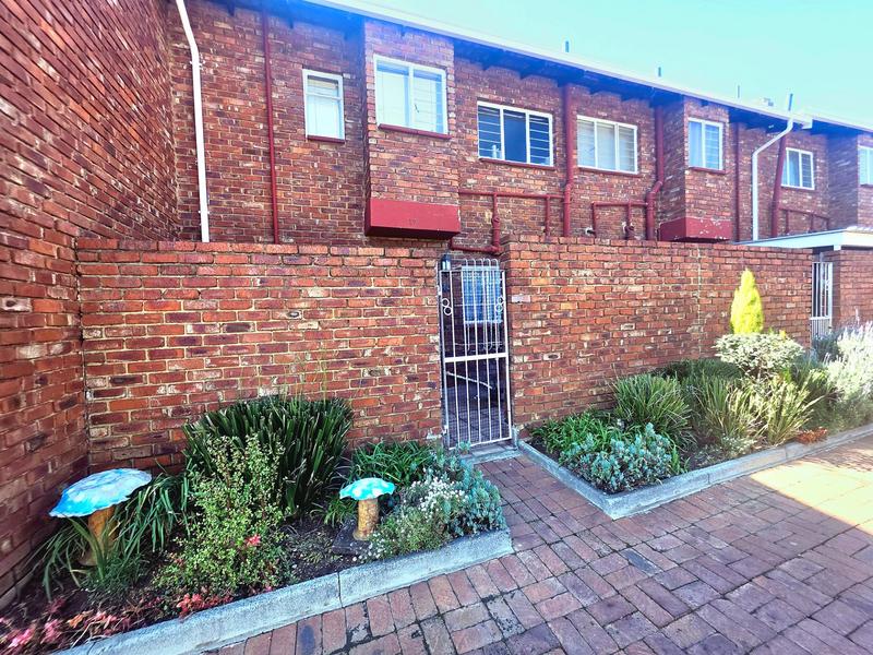 2 Bedroom Property for Sale in Freeway Park Gauteng