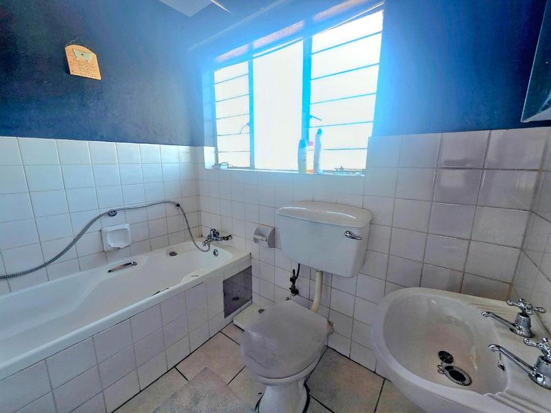 2 Bedroom Property for Sale in Freeway Park Gauteng