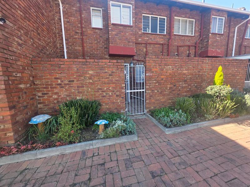 2 Bedroom Property for Sale in Freeway Park Gauteng