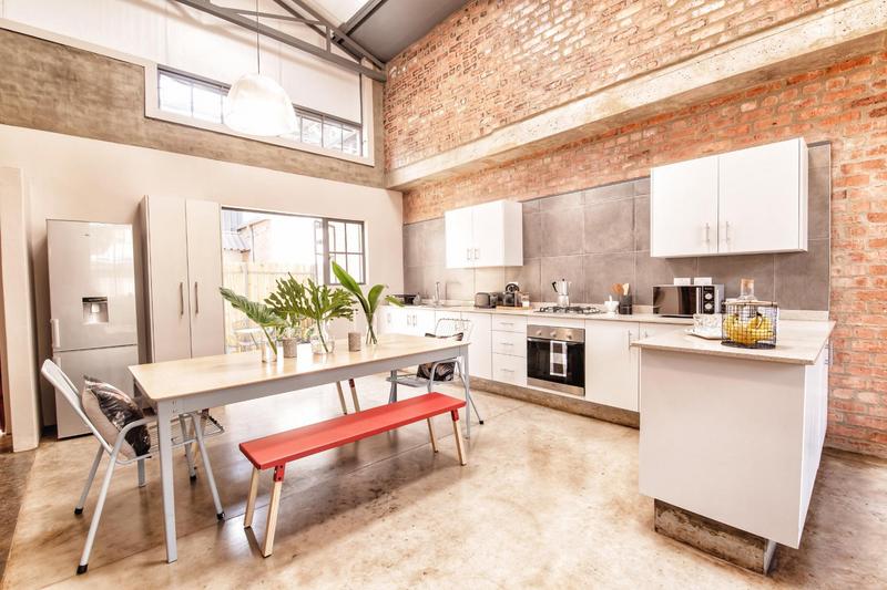 To Let 2 Bedroom Property for Rent in Braamfontein Gauteng
