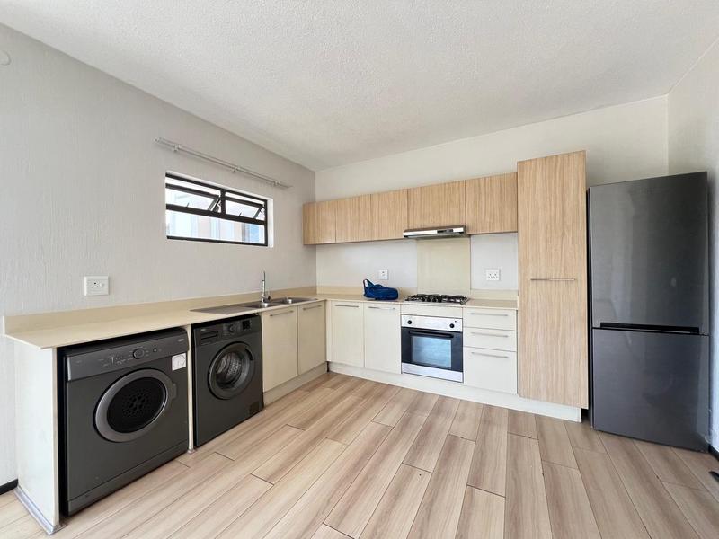 To Let 2 Bedroom Property for Rent in Fourways Gauteng