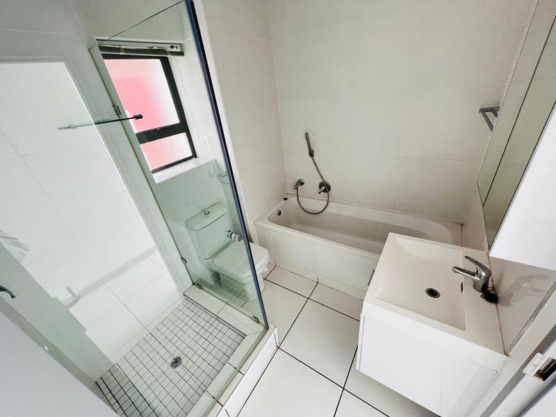 To Let 2 Bedroom Property for Rent in Fourways Gauteng