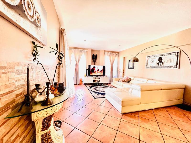 To Let 2 Bedroom Property for Rent in Fourways Gauteng