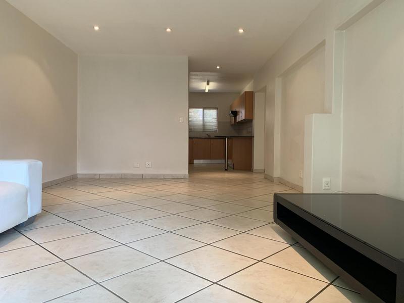 To Let 2 Bedroom Property for Rent in Fourways Gauteng