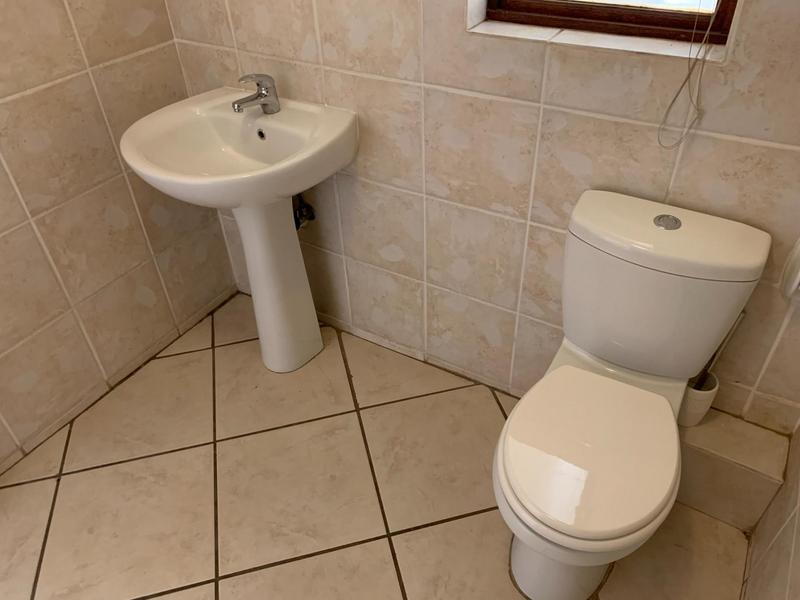 To Let 2 Bedroom Property for Rent in Fourways Gauteng