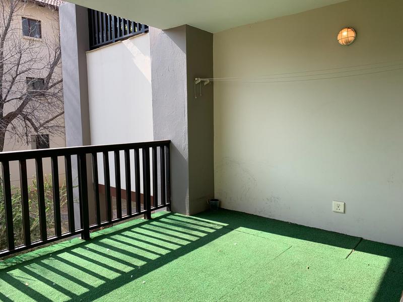 To Let 2 Bedroom Property for Rent in Fourways Gauteng