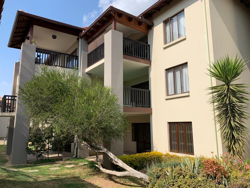 To Let 2 Bedroom Property for Rent in Fourways Gauteng