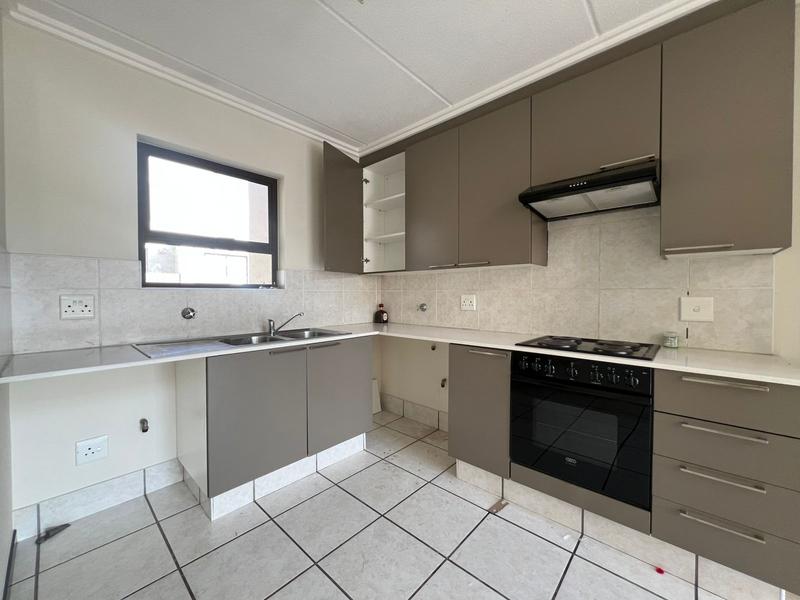 To Let 2 Bedroom Property for Rent in Paulshof Gauteng