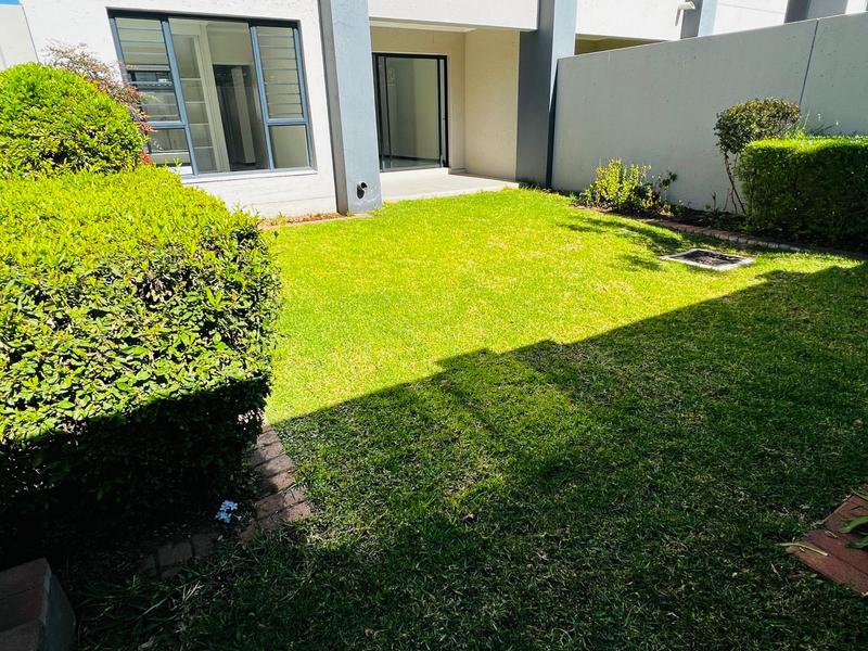 2 Bedroom Property for Sale in Fourways Gauteng