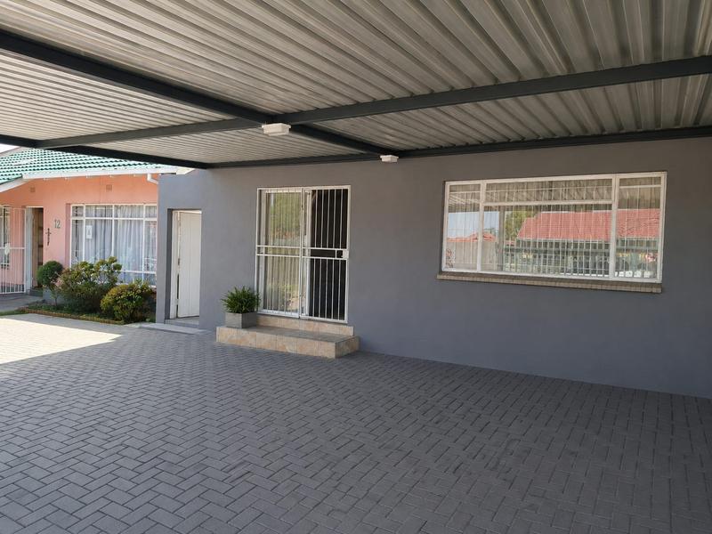 4 Bedroom Property for Sale in Elspark Gauteng