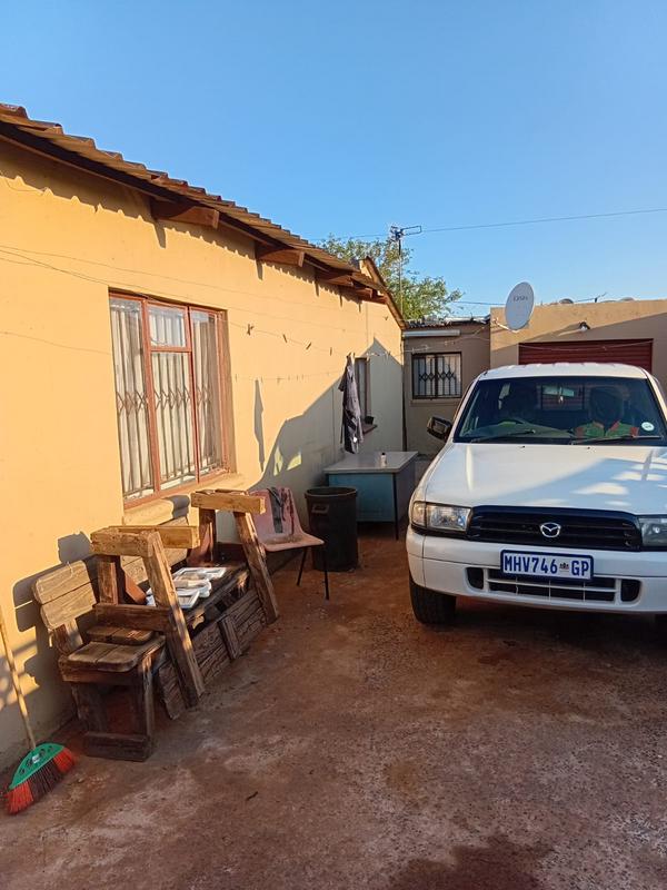 3 Bedroom Property for Sale in Palm Ridge Gauteng