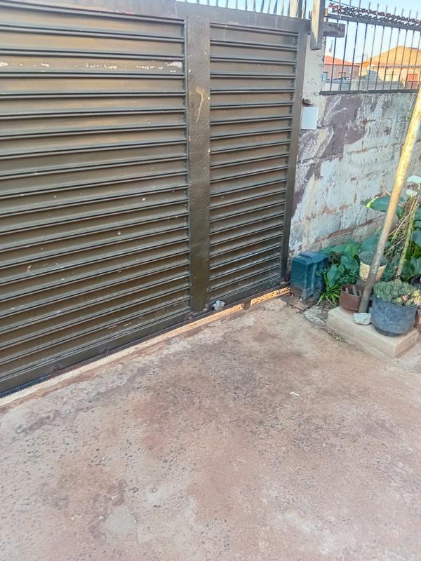 3 Bedroom Property for Sale in Palm Ridge Gauteng
