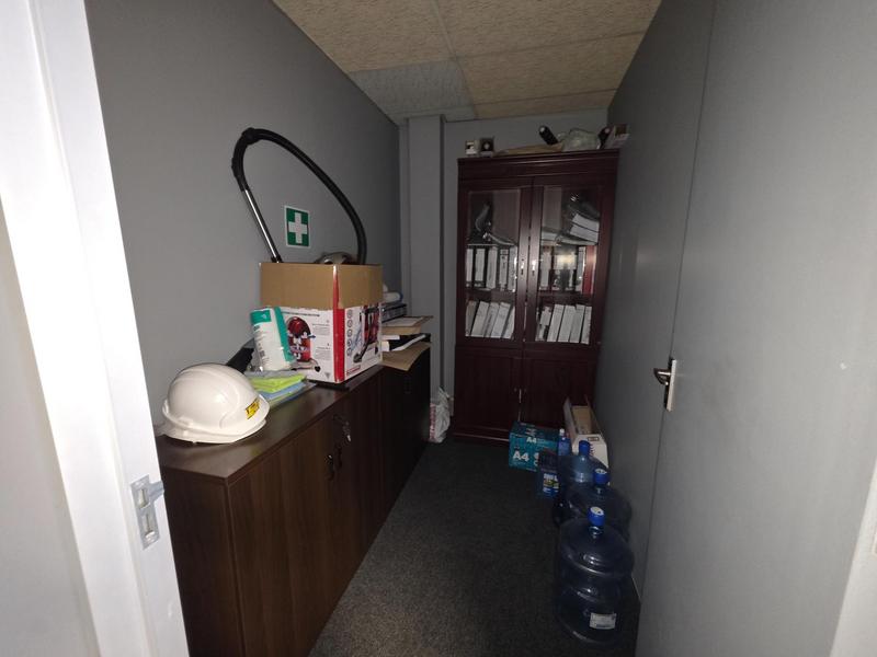 To Let Commercial Property for Rent in Faerie Glen Gauteng