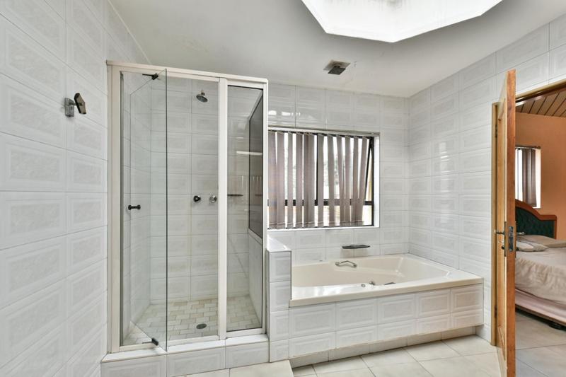 4 Bedroom Property for Sale in Bedfordview Gauteng