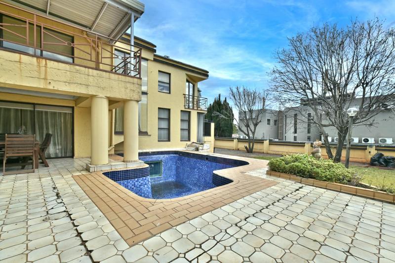 4 Bedroom Property for Sale in Bedfordview Gauteng