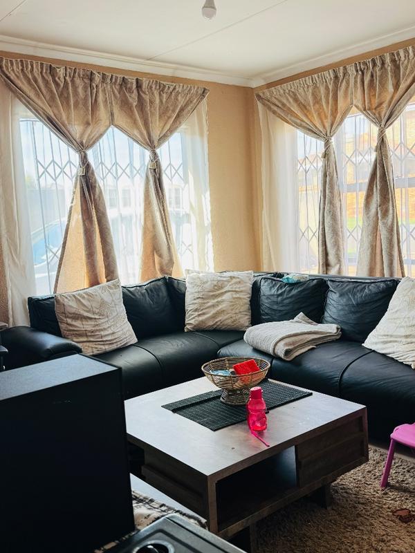 2 Bedroom Property for Sale in Dawn Park Gauteng
