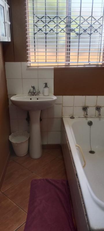 3 Bedroom Property for Sale in Mapleton A H Gauteng