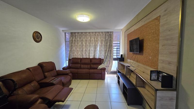 2 Bedroom Property for Sale in Lyndhurst Gauteng