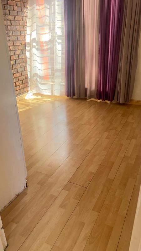 To Let 4 Bedroom Property for Rent in Florauna Gauteng